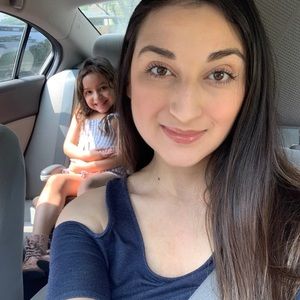 Meet your Posher, Daniela